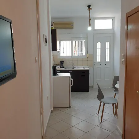 Studio Kavala* Апартамент